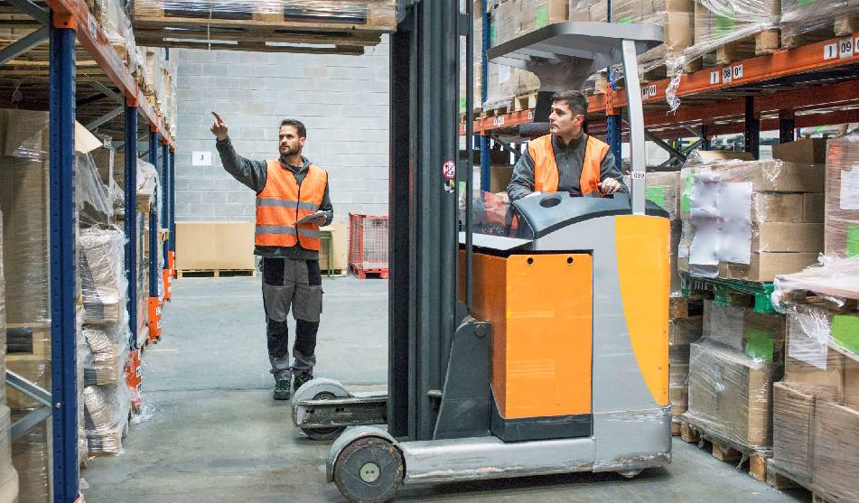 Almanya’da Roßtal – Forklift Operatörü / Forklift Şoförü – Yüksek Maaş ve İş Garantisi! (İlan İncelemesi)